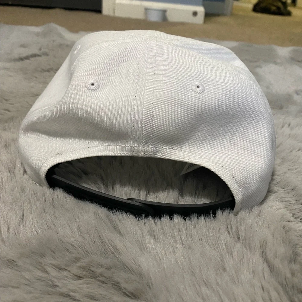 nike hat - Picture 2 of 7